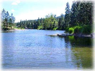 Bed and Breakfast River Cove Elegant Waterfront Bed & Breakfast Пост-Фолс Экстерьер фото